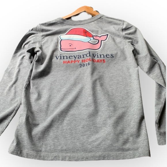 NWOT Vineyard Vines Holiday 2016 T-shirt, long sleeve gray with Santa hat - Picture 7 of 7